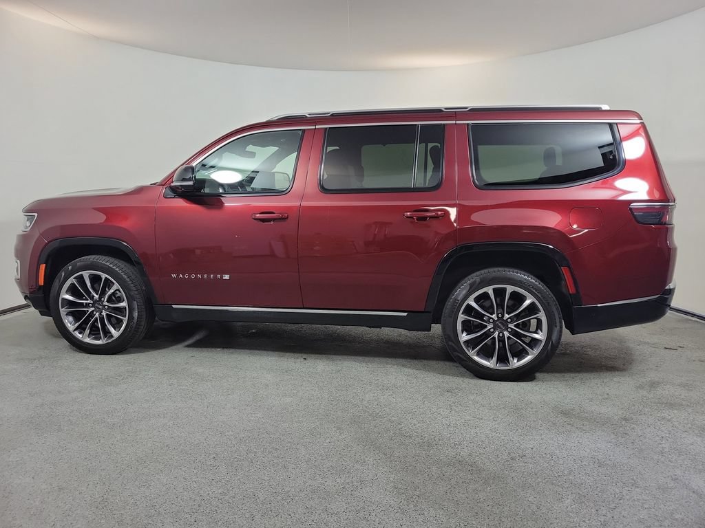 Used 2024 Jeep Wagoneer Series III w/ Premium Group I AWD/4WD image 4