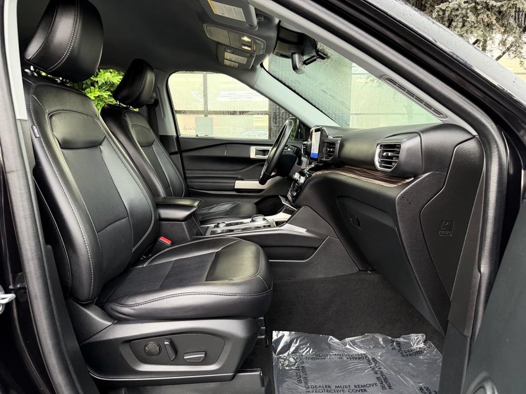 Used 2024 Ford Explorer Limited AWD/4WD image 35