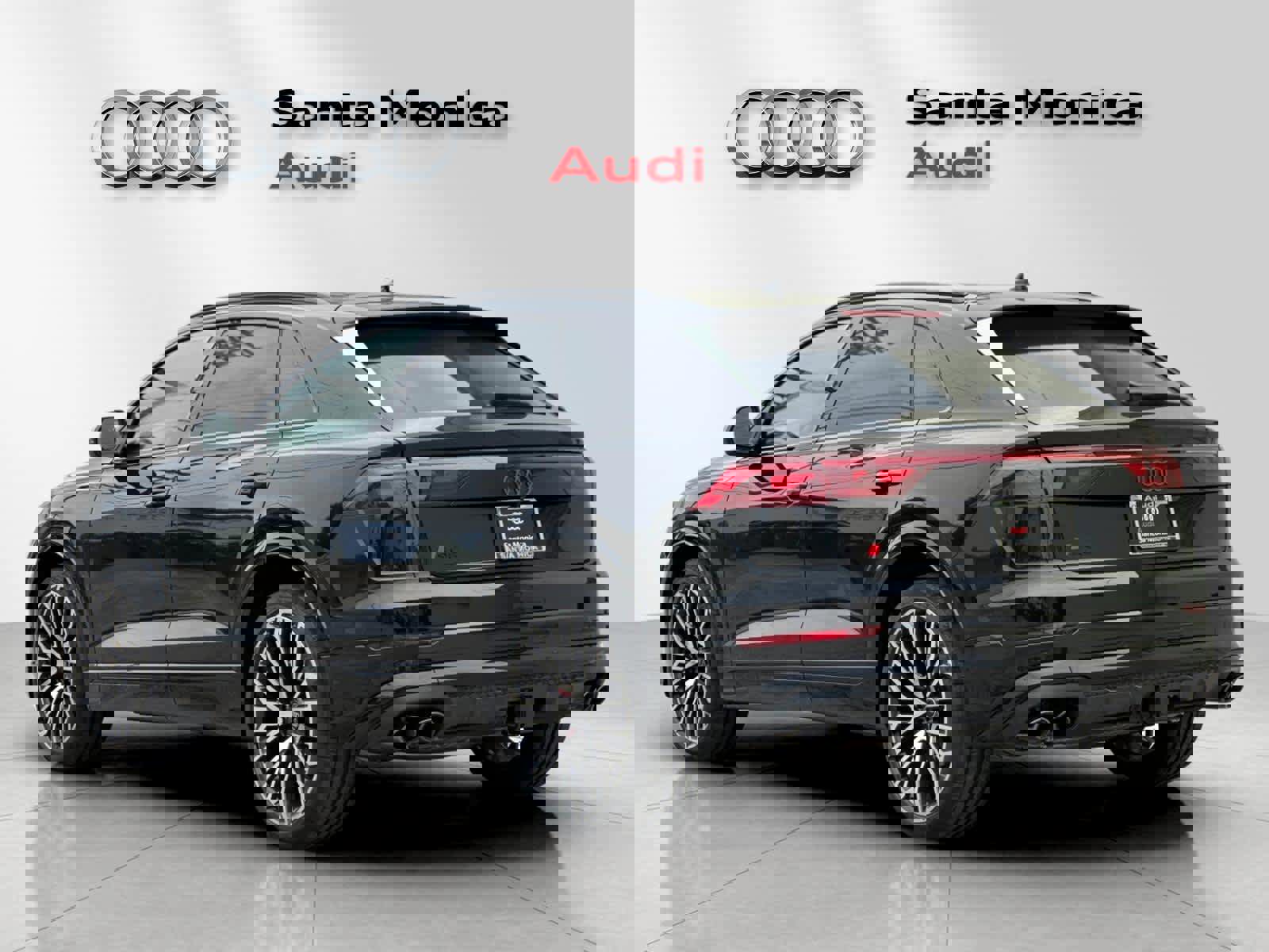 New 2026 Audi SQ8 Prestige image 6
