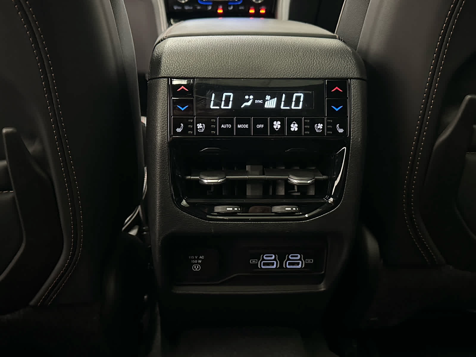 Used 2023 Jeep Grand Cherokee L Summit AWD/4WD image 45