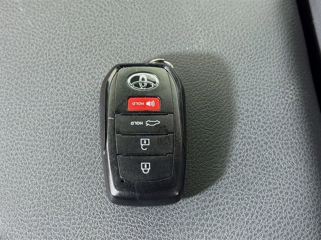 Used 2025 Toyota Camry SE FWD image 24