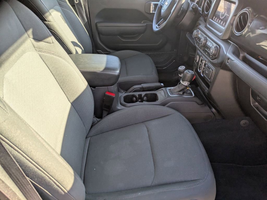Used 2022 Jeep Gladiator Sport image 24