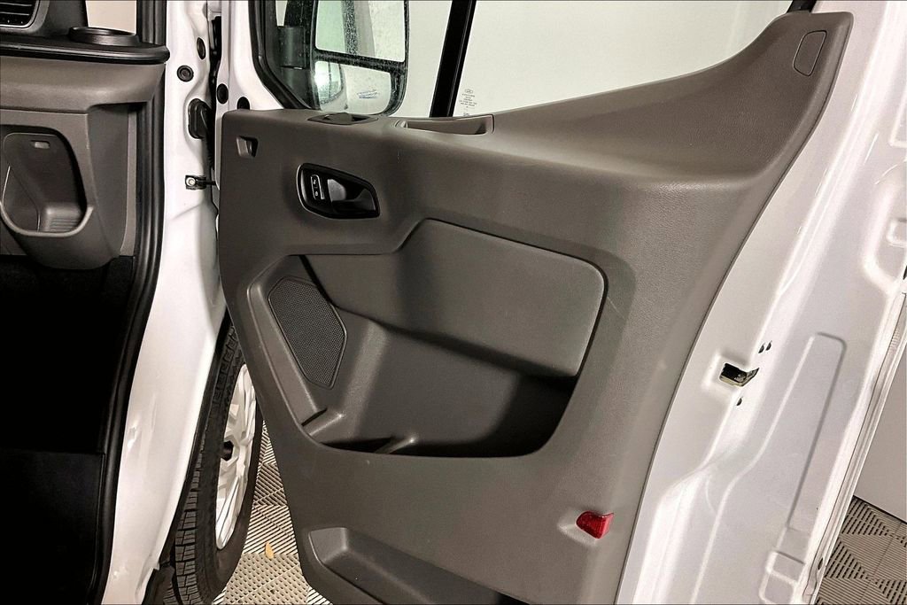 Certified 2024 Ford Transit 350 XLT image 19