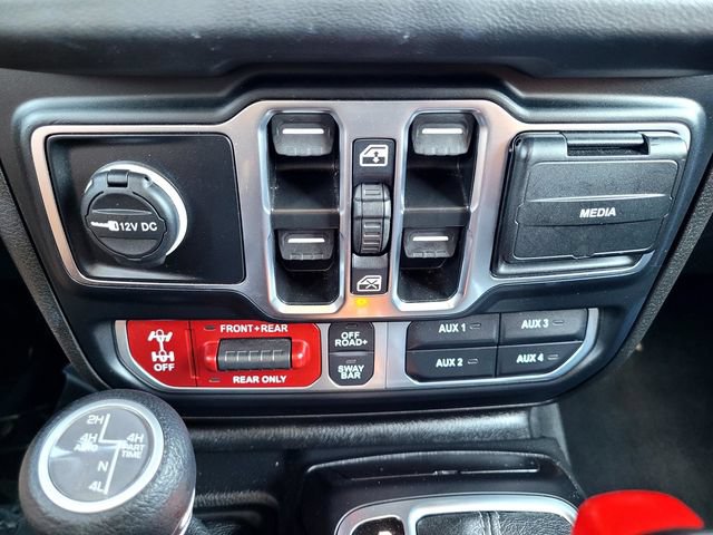 Used 2024 Jeep Wrangler Unlimited Rubicon 4xe AWD/4WD image 17