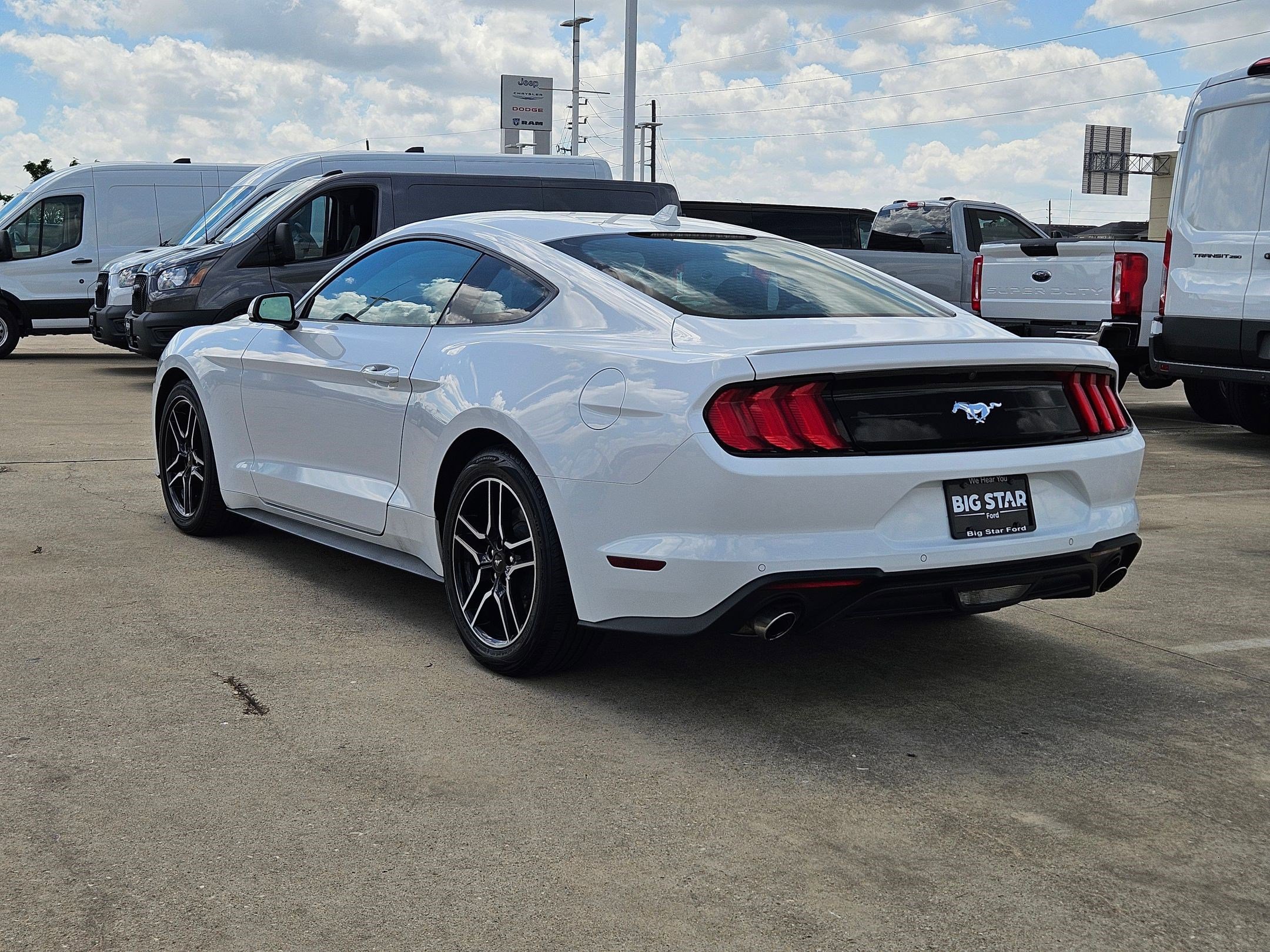 Used 2023 Ford Mustang Premium image 6