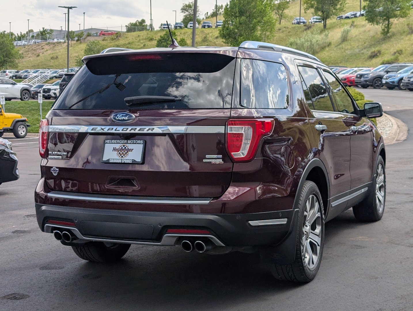 Used 2018 Ford Explorer Platinum AWD/4WD image 5