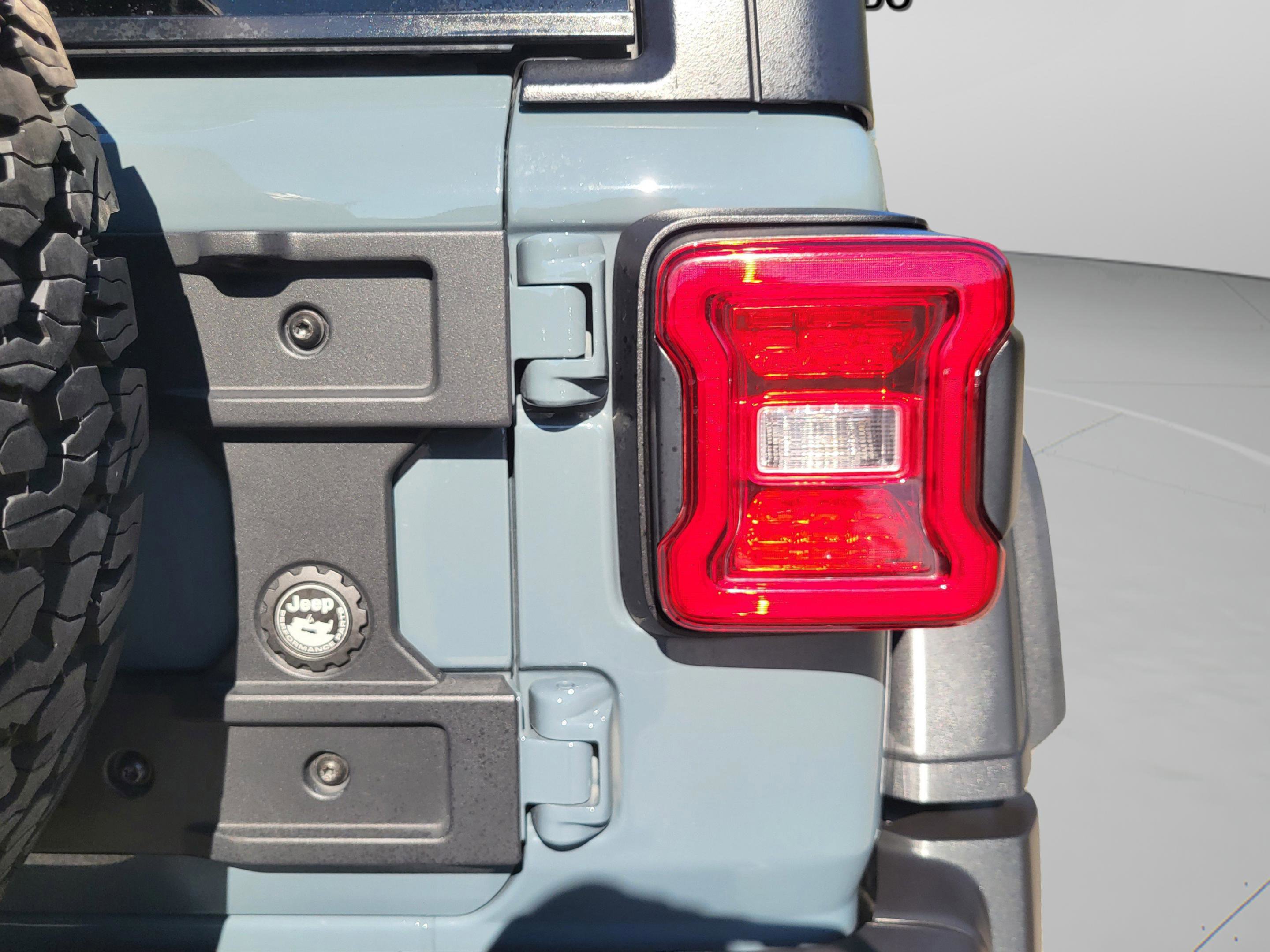 Used 2024 Jeep Wrangler Unlimited Rubicon w/ XTREMEE 35" Tire Package image 65