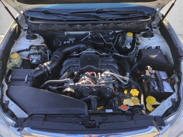 Used 2010 Subaru Outback 3.6R Limited image 21