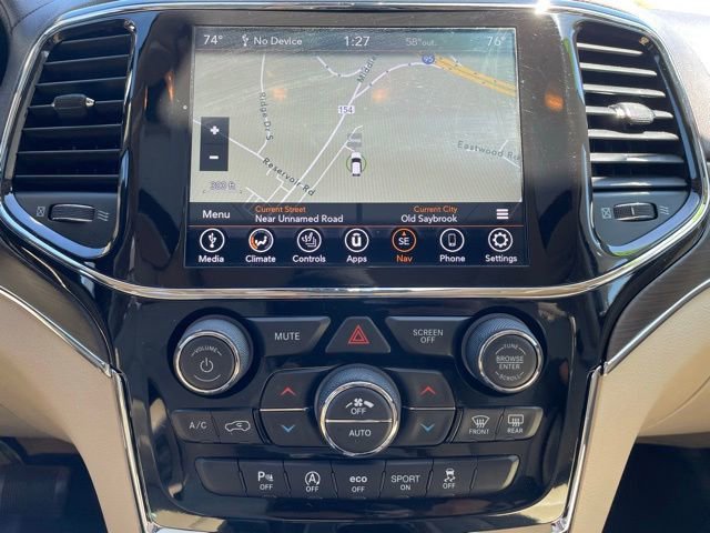 Used 2021 Jeep Grand Cherokee Overland AWD/4WD image 20