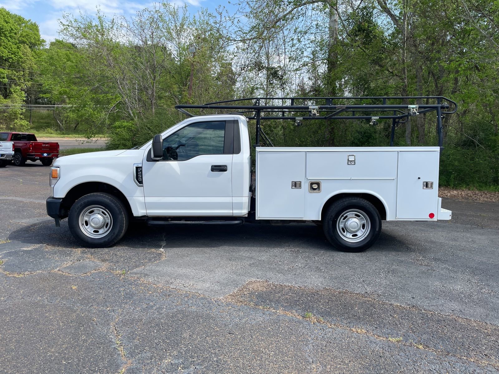 Used 2022 Ford F250 XL image 2