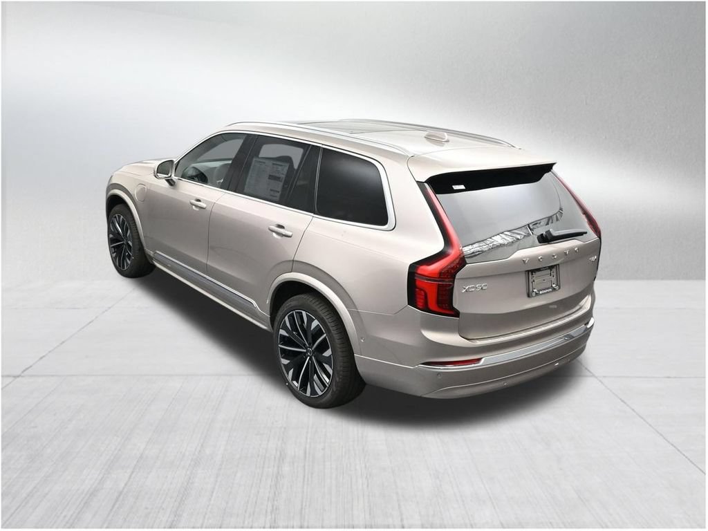 New 2026 Volvo XC90 T8 Plus w/ Protection Package Premier AWD/4WD image 15