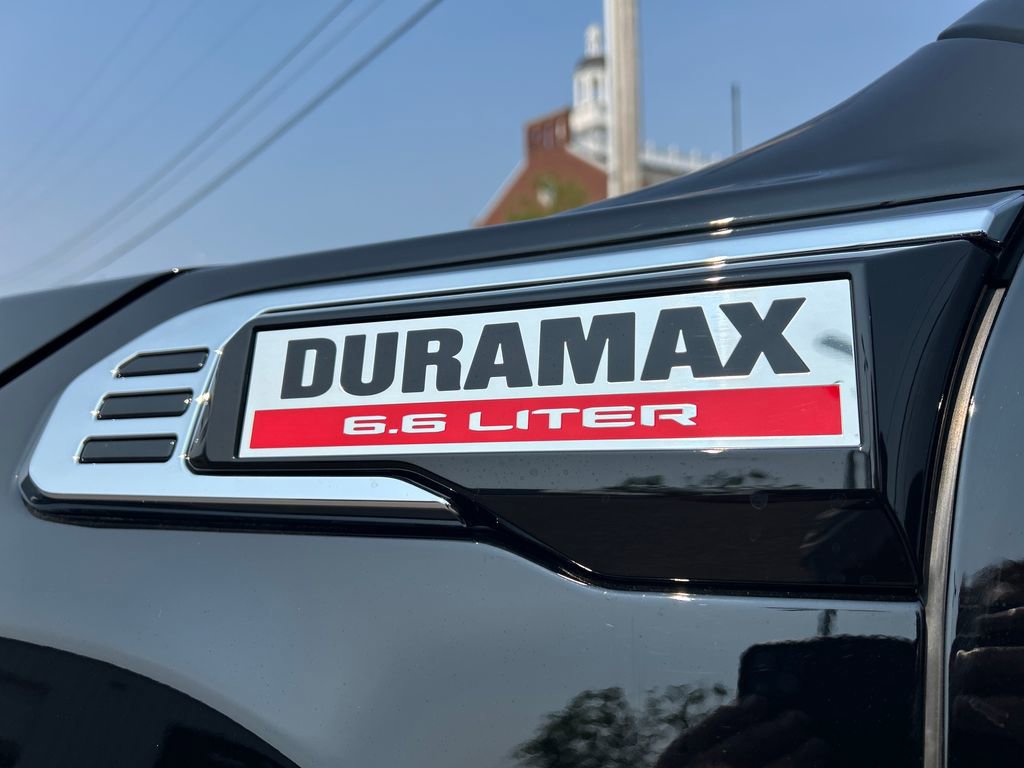 New 2026 GMC Sierra 2500 Denali w/ Denali Reserve Package AWD/4WD image 9