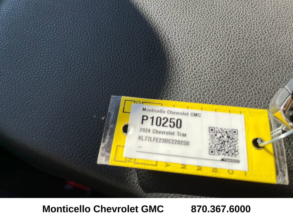 Used 2024 Chevrolet Trax LS FWD image 24