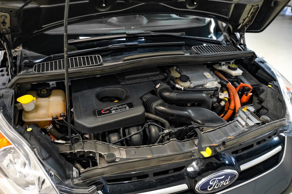 Used 2015 Ford C-MAX Energi SEL w/ Equipment Group 302A FWD image 48