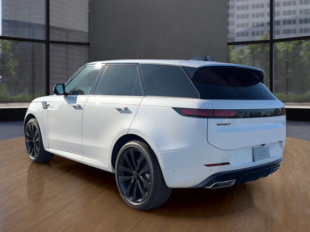 New 2026 Land Rover Range Rover Sport Dynamic SE image 3