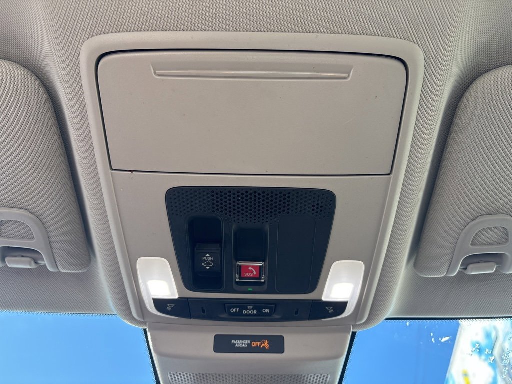 Used 2025 Honda Accord SE image 15