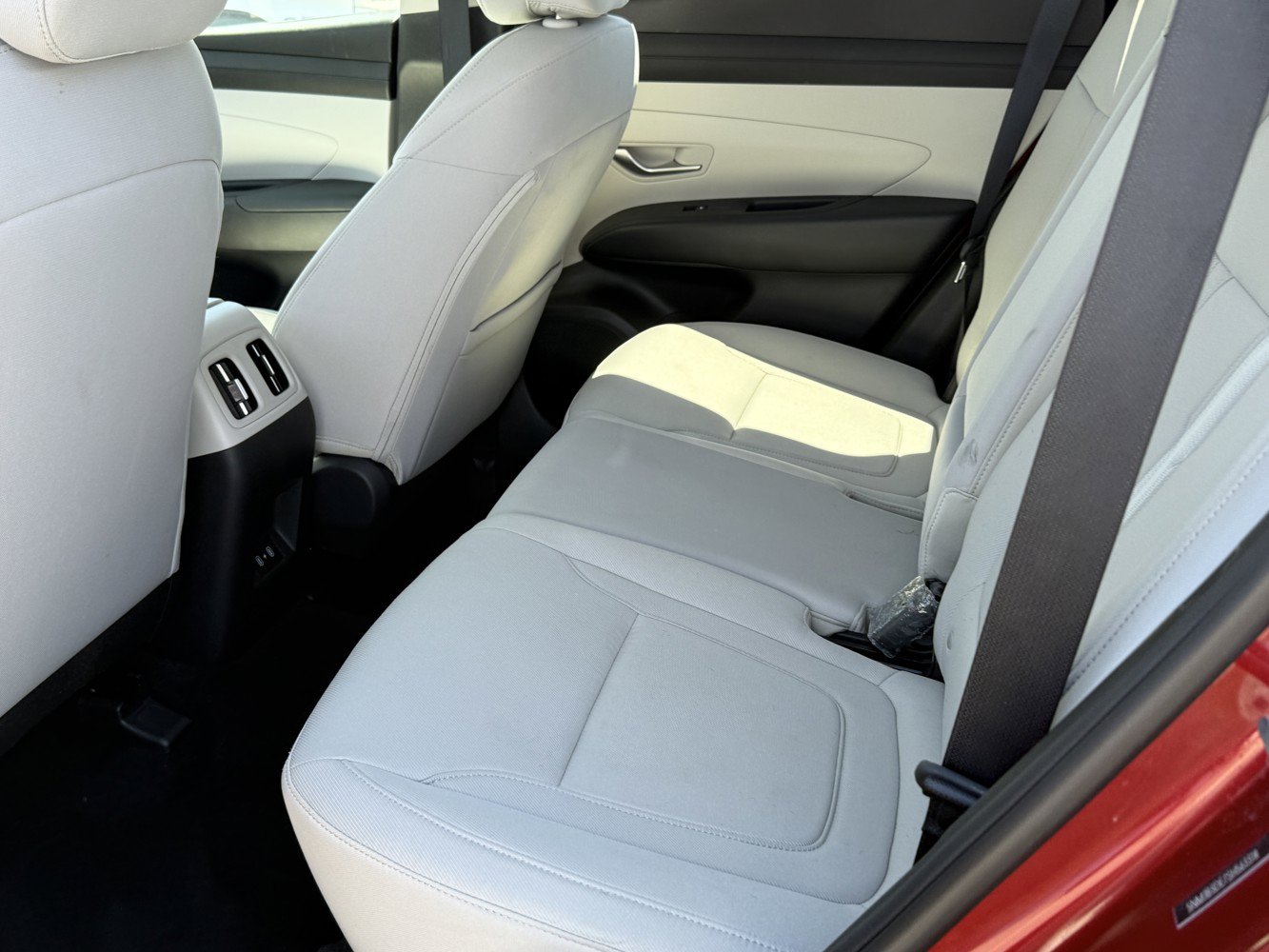 Used 2025 Hyundai Tucson SEL FWD image 24