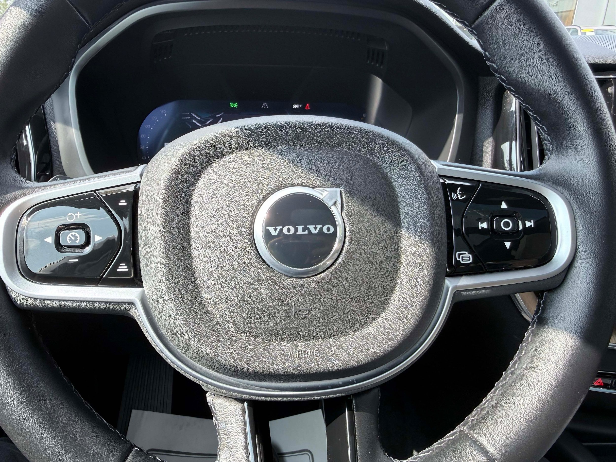 Certified 2026 Volvo XC60 B5 Plus AWD/4WD image 21