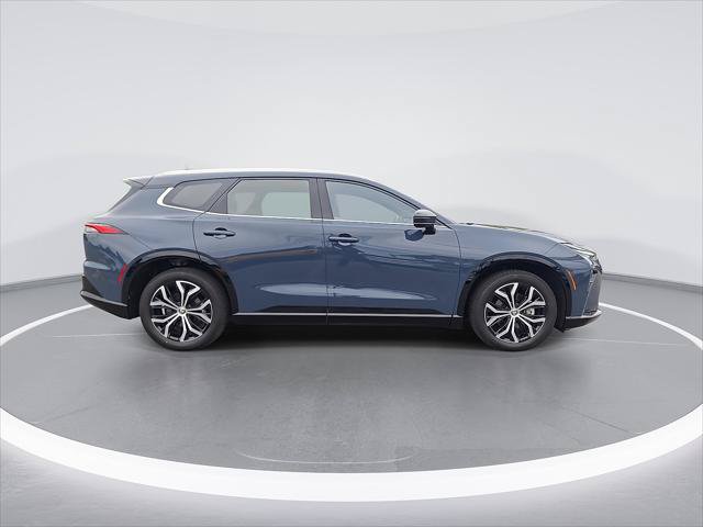Certified 2025 Toyota Crown Signia AWD/4WD image 10