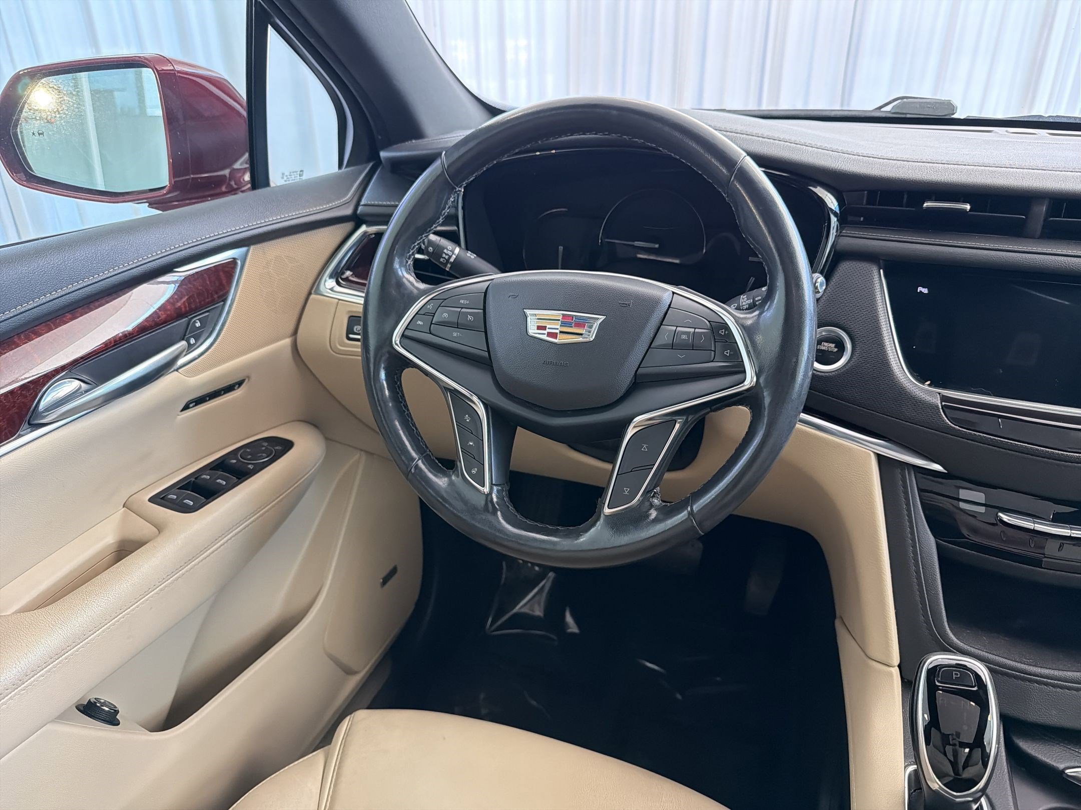 Used 2019 Cadillac XT5 Luxury image 28