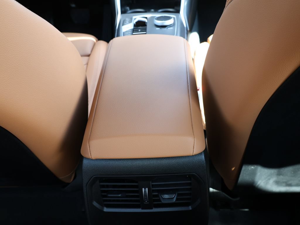 Used 2025 BMW 230i Coupe RWD image 25