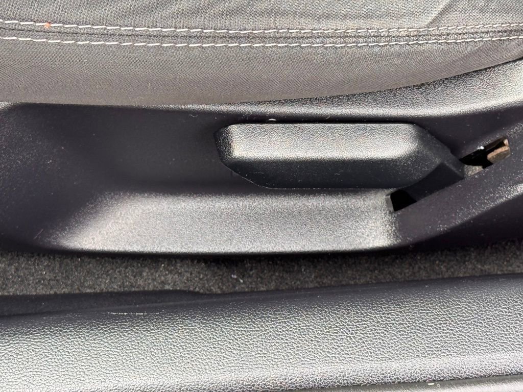 Certified 2019 Ford Mustang Coupe image 18