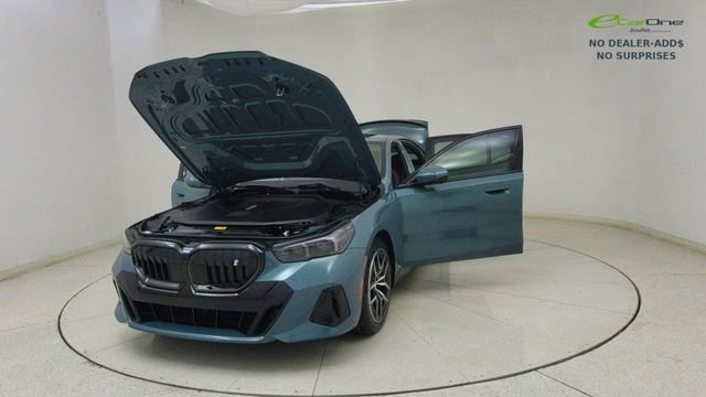 Used 2026 BMW i5 eDrive40 image 71