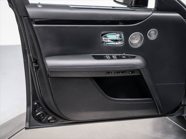 Used 2025 Rolls-Royce Ghost AWD/4WD image 32
