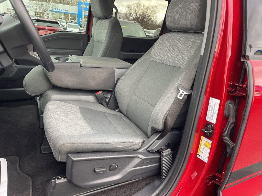 Used 2022 Ford F150 XLT w/ Equipment Group 301A Mid AWD/4WD image 9