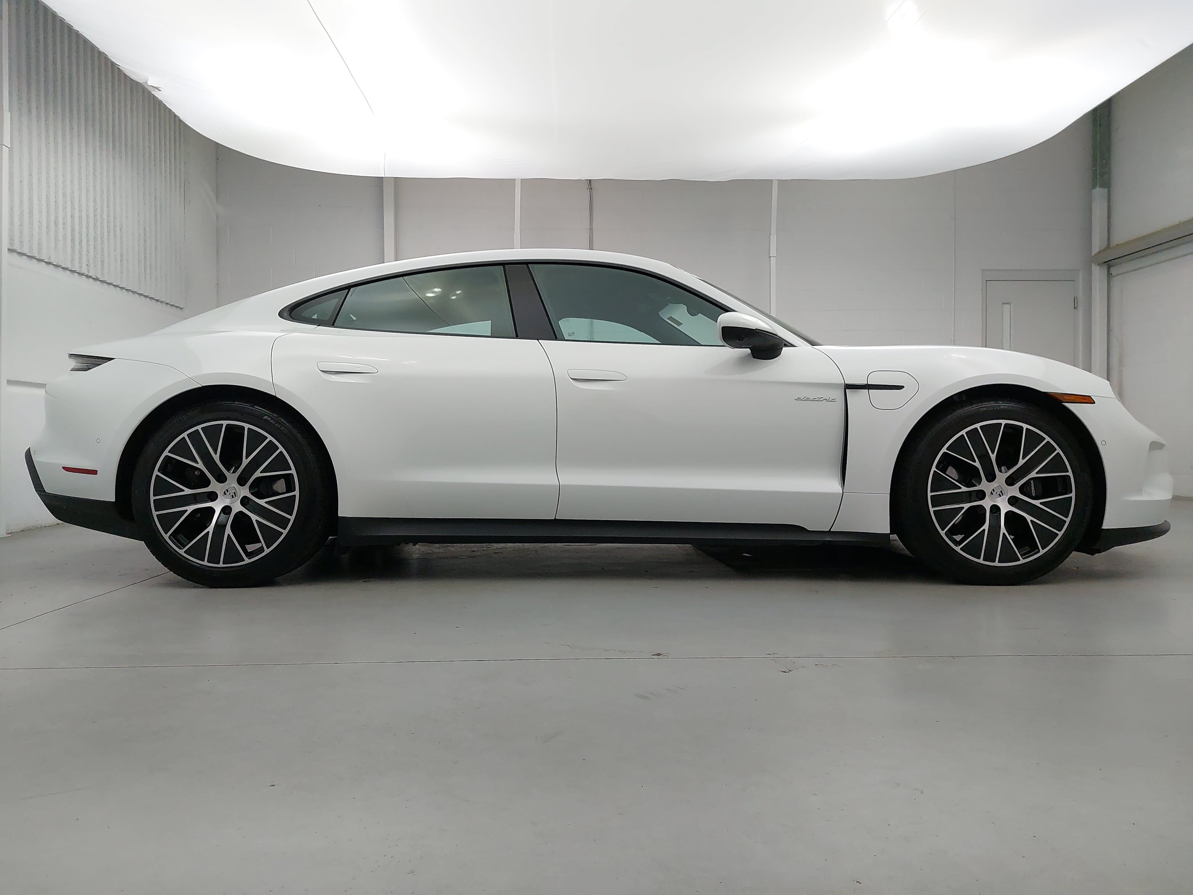 Certified 2025 Porsche Taycan RWD image 8