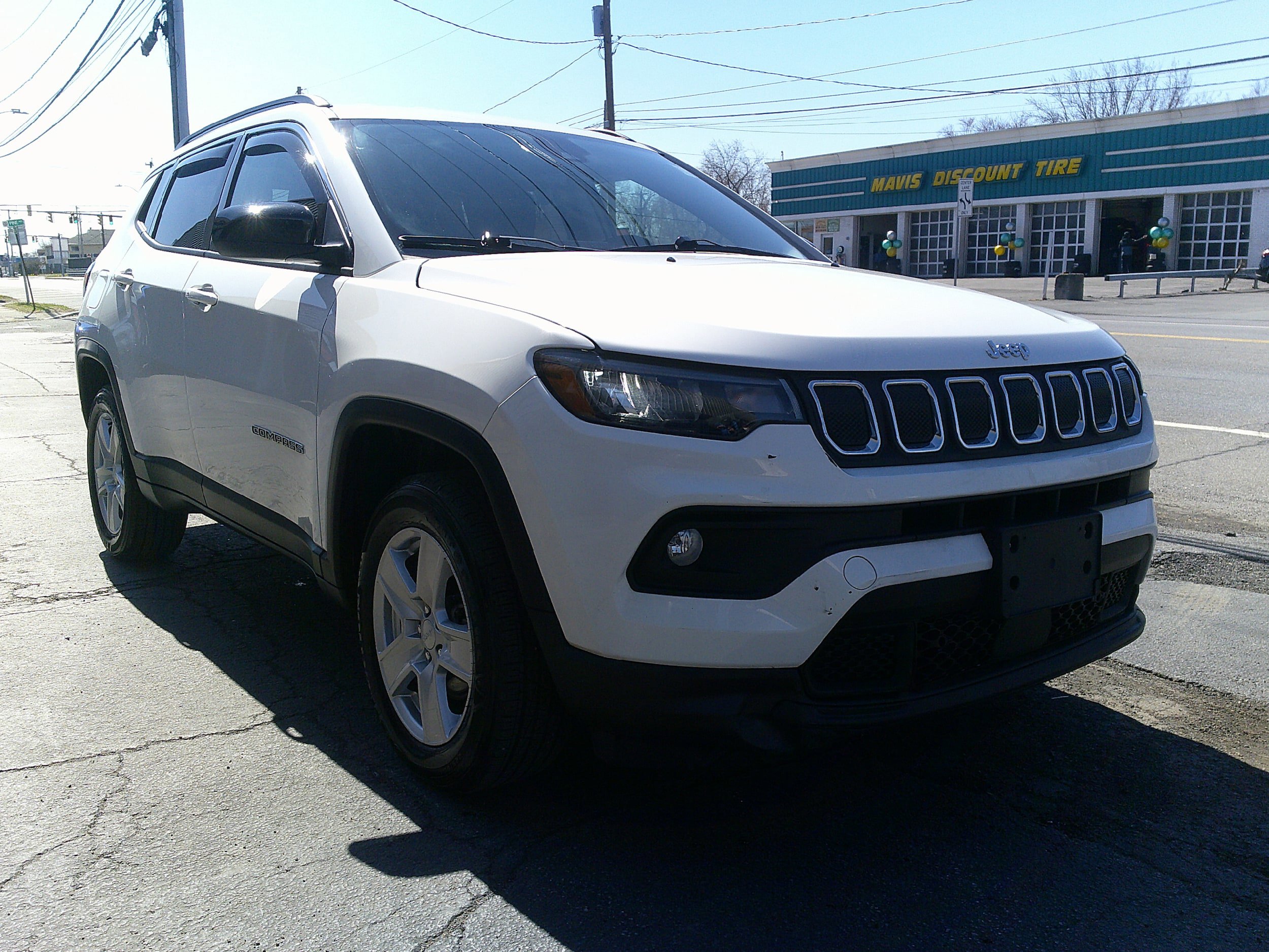 Used 2022 Jeep Compass Latitude image 7