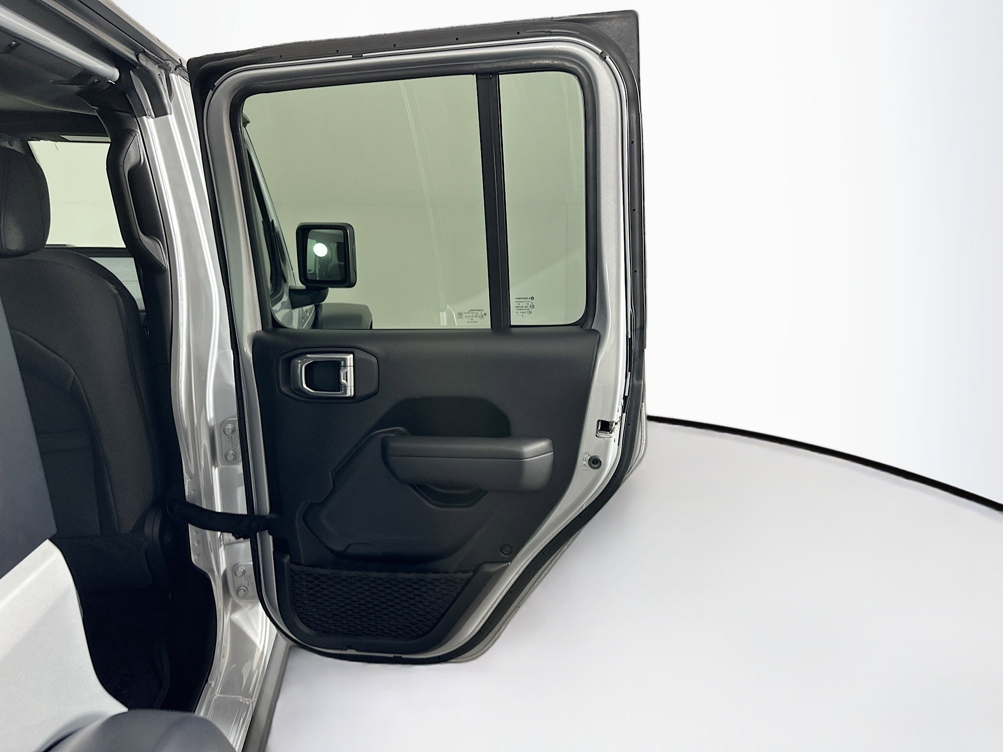 Used 2024 Jeep Wrangler Willys image 29