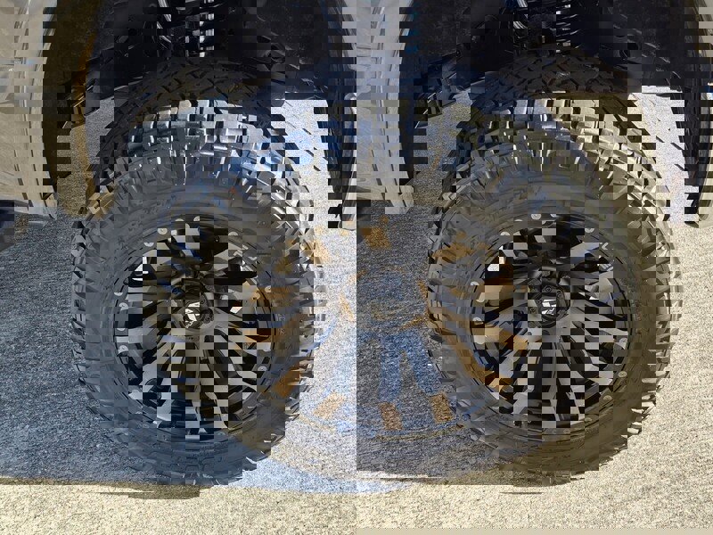 Used 2016 Ford F150 Lariat w/ Equipment Group 502A Luxury image 16