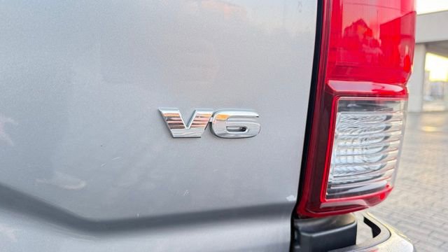 Used 2018 Toyota Tacoma SR5 image 8