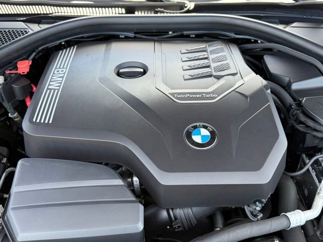 Used 2025 BMW 230i Coupe w/ Premium Package RWD image 32