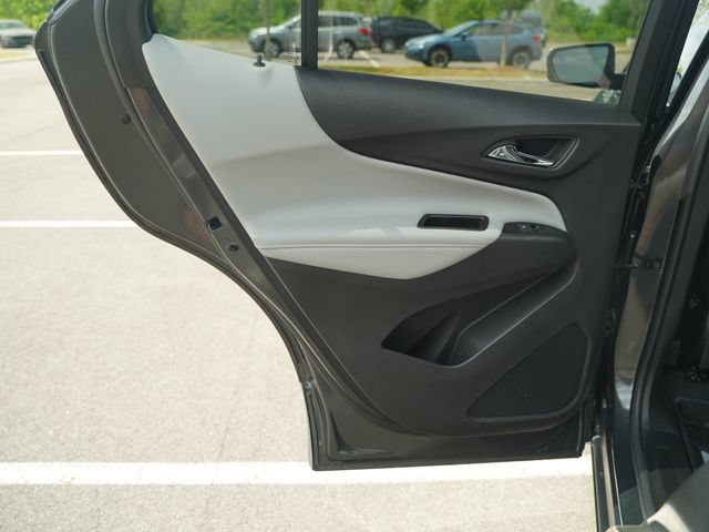 Used 2019 Chevrolet Equinox Premier AWD/4WD image 16