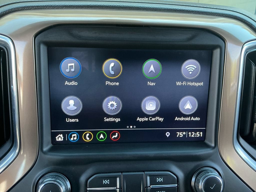 Used 2019 Chevrolet Silverado 1500 High Country w/ Technology Package AWD/4WD image 18