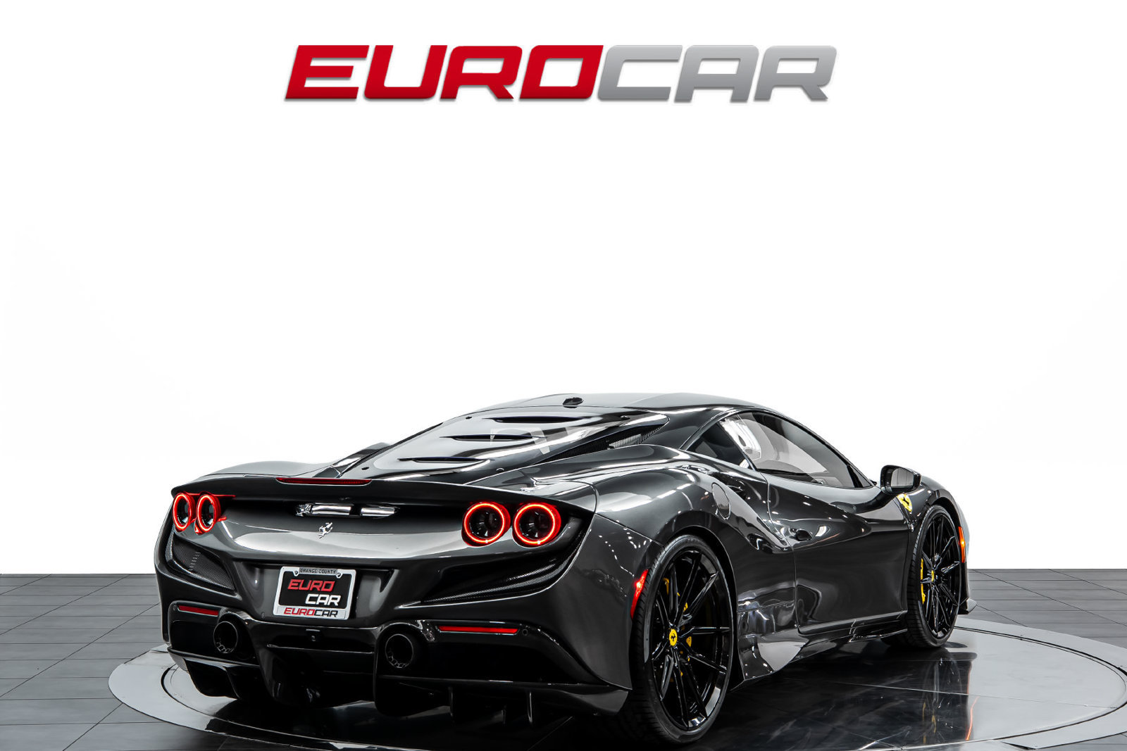 Used 2020 Ferrari F8 Tributo RWD image 5