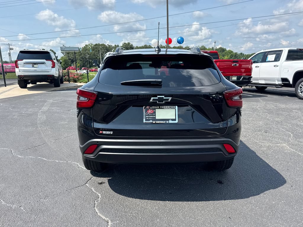New 2026 Chevrolet Trax LT w/ Driver Confidence Package FWD image 7