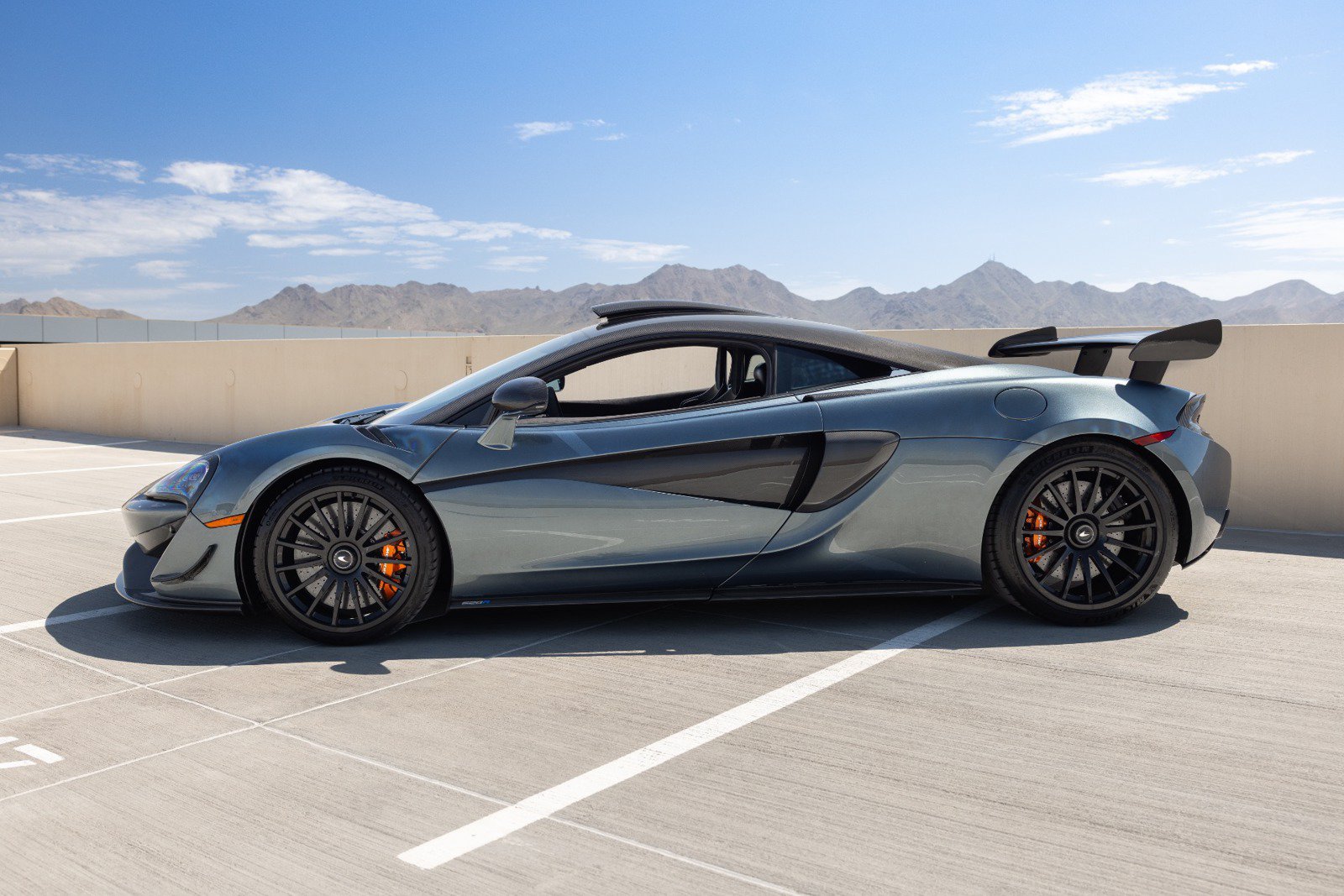 Used 2020 McLaren 620R RWD image 5