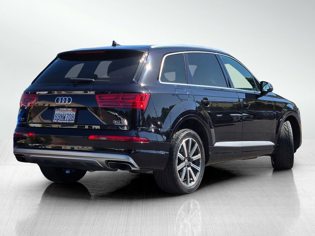 Used 2017 Audi Q7 3.0T Premium Plus w/ Premium Plus Package AWD/4WD image 5