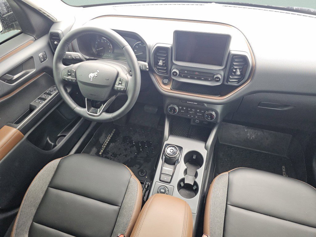 Used 2024 Ford Bronco Sport Outer Banks image 26