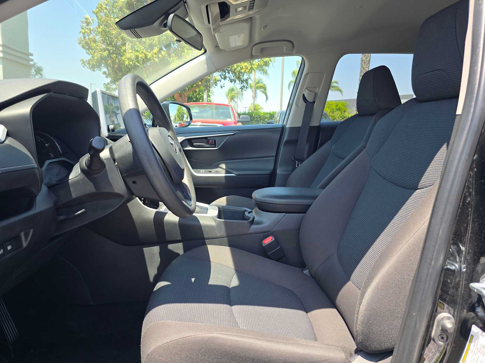 Used 2025 Toyota RAV4 LE FWD image 22