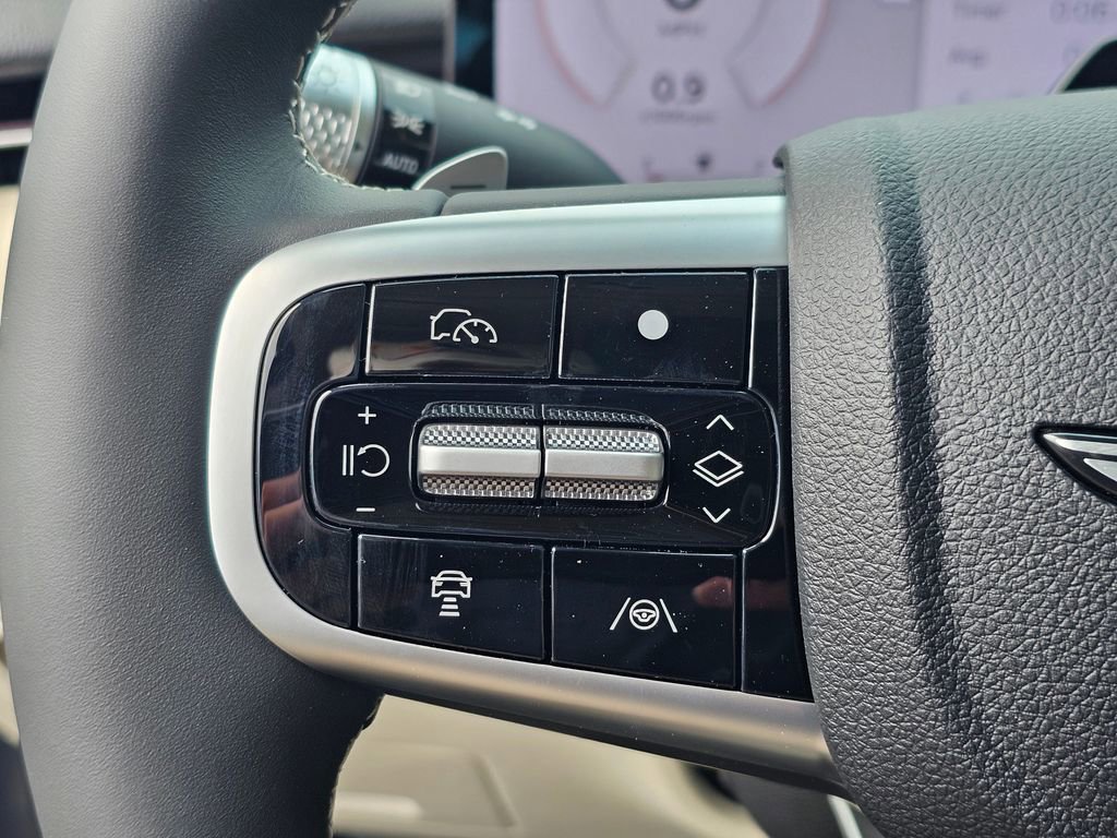 New 2026 Genesis GV70 2.5T Advanced AWD/4WD image 36