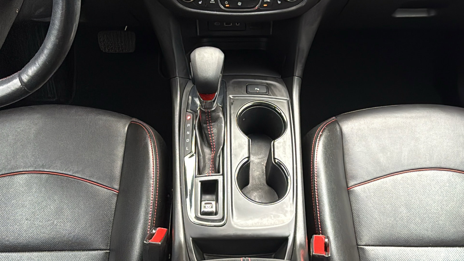 Used 2022 Chevrolet Equinox RS w/ RS Leather Package image 20