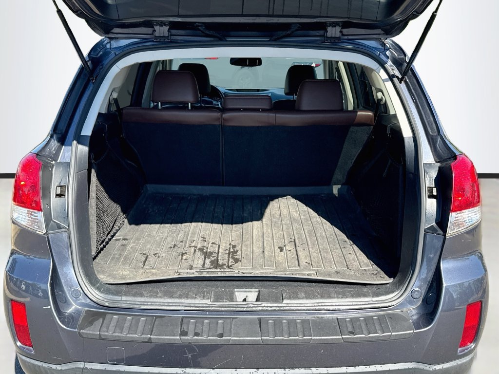 Used 2014 Subaru Outback 3.6R Limited AWD/4WD image 31