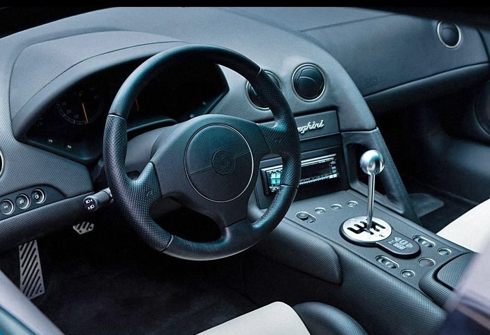 Used 2008 Lamborghini Murcielago LP 640 AWD/4WD image 2