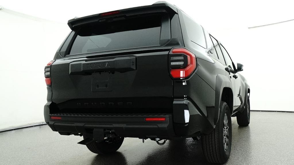 New 2026 Toyota 4Runner SR5 AWD/4WD image 21