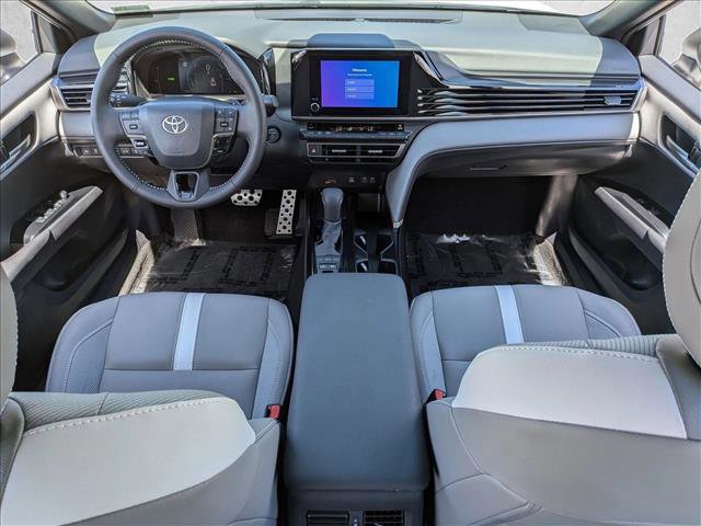 Used 2026 Toyota Camry SE FWD image 17
