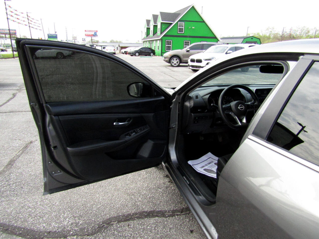 Used 2024 Nissan Sentra SV image 15